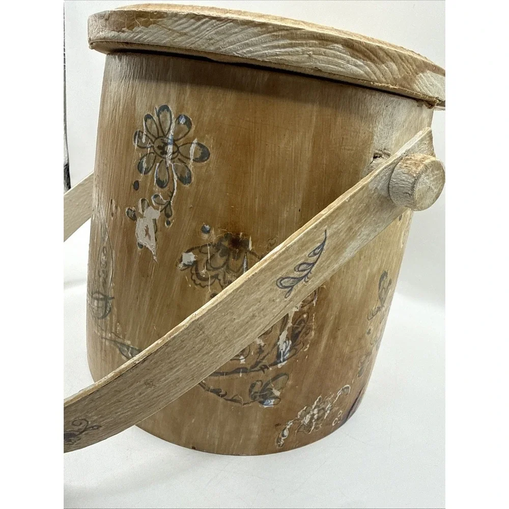 Antique Vintage  WOODEN FIRKIN SUGAR BUCKET Painted  Swing Handle & Lid